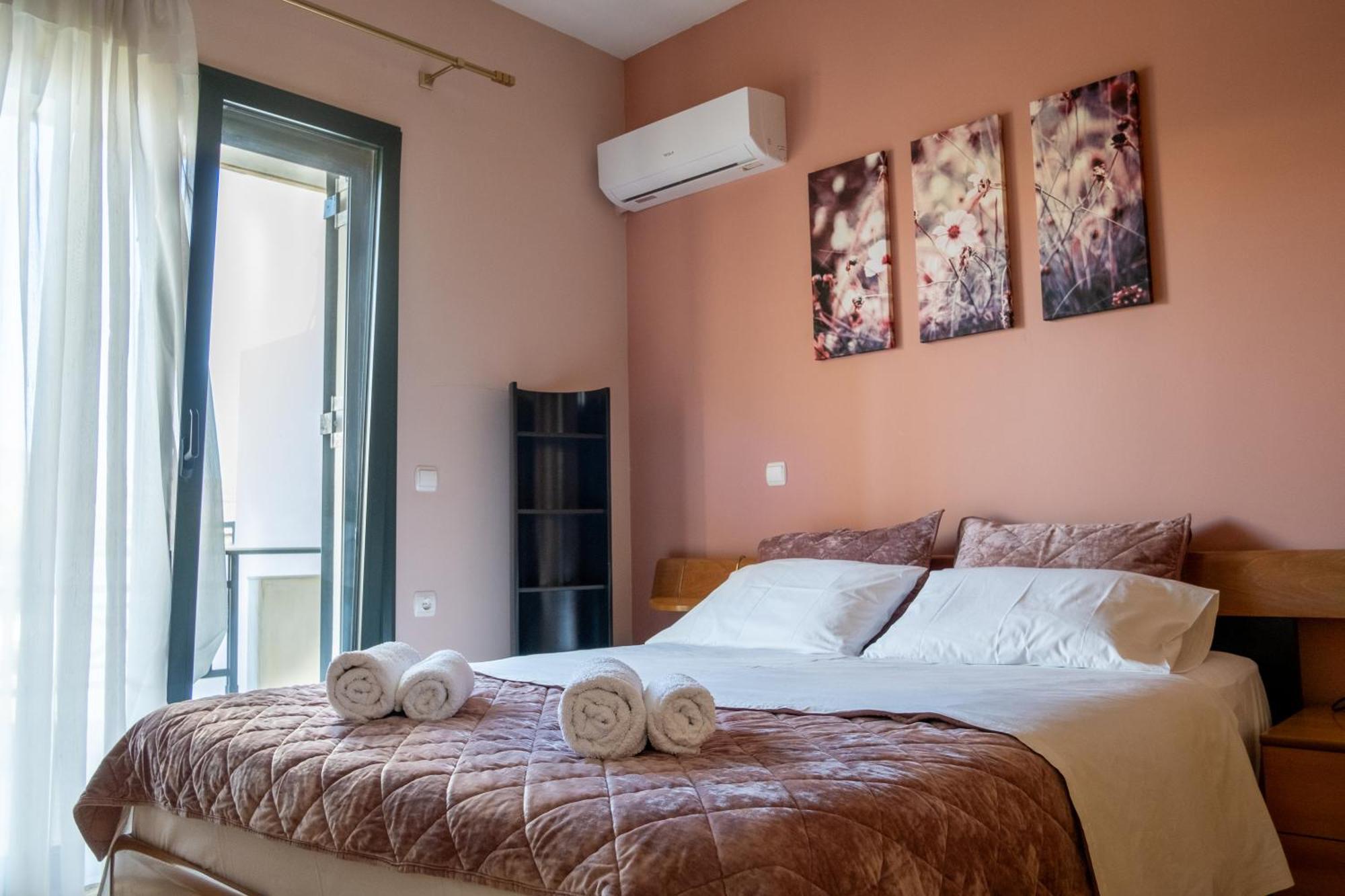 Spacious House In A Quiet Neighbourhood Ierapetra (Crete)